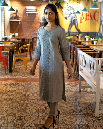 Ash Glamour Crochet Detail Kurta Pant Co-ord Set