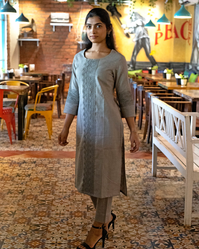 Ash Glamour Crochet Detail Kurta Pant Co-ord Set