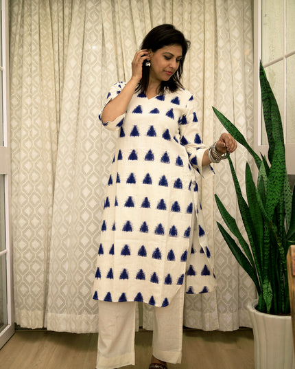Trikona Bloom Ikkat Cotton Apple Cut White Kurti