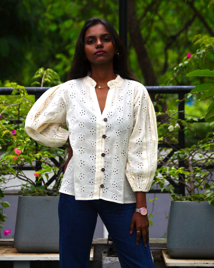 Hakoba Heven Off-White Shirt