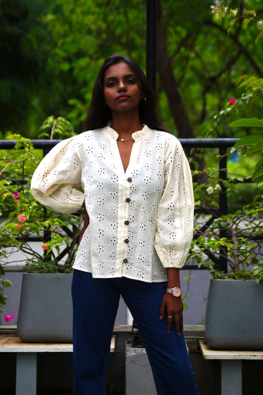 Hakoba Heven Off-White Shirt