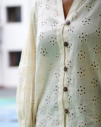 Hakoba Heven Off-White Shirt