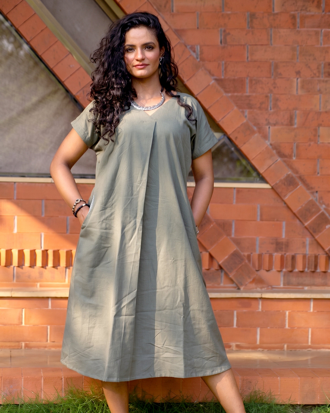Olive Green Casual Cotton V-Neck Pleated Midi Dress